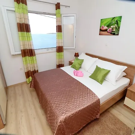 Adriatic View-three Bedroom With Terrace And Sea View Blato