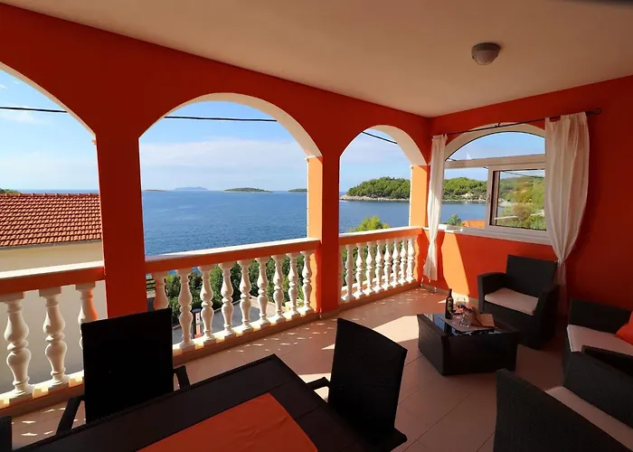 Adriatic View-three Bedroom With Terrace And Sea View Prázdninový dům Blato (Korcula)