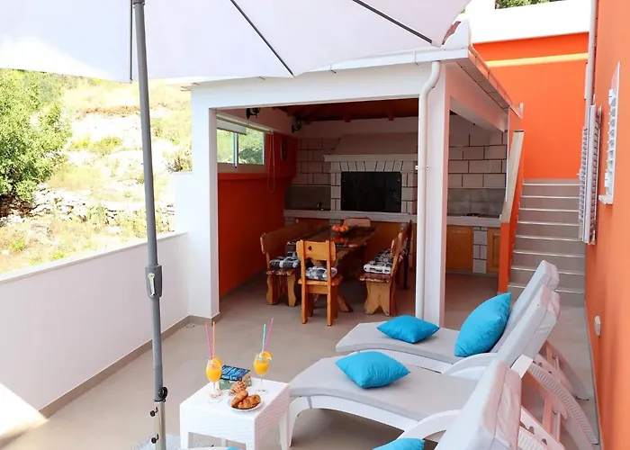 Adriatic View-three Bedroom With Terrace And Sea View Prázdninový dům *